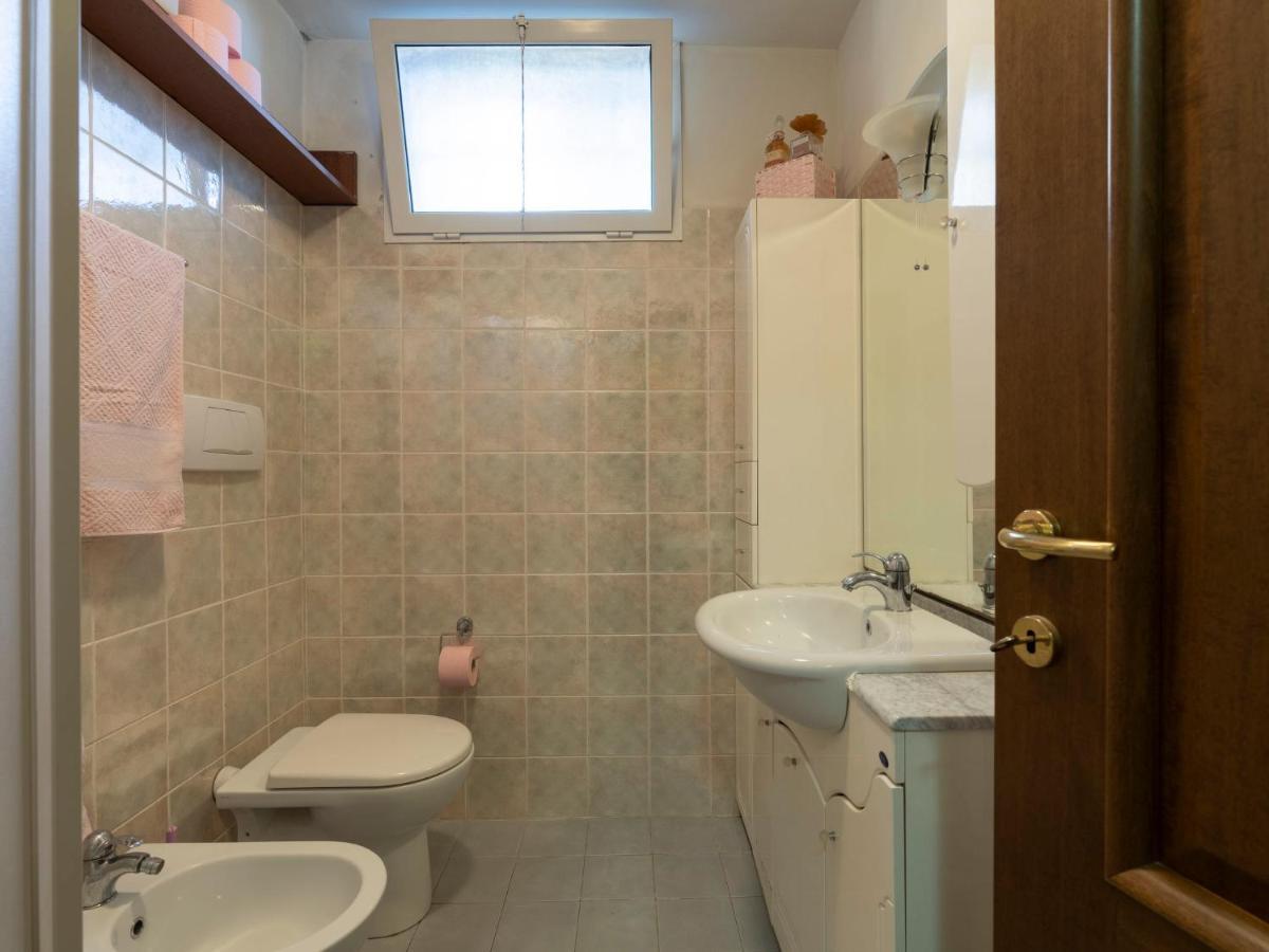 Holiday Home Lory House By Interhome Villa Viani ภายนอก รูปภาพ